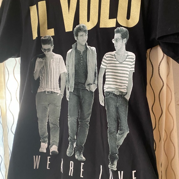 IL Volo Graphic Tour T-Shirt - Picture 2 of 7